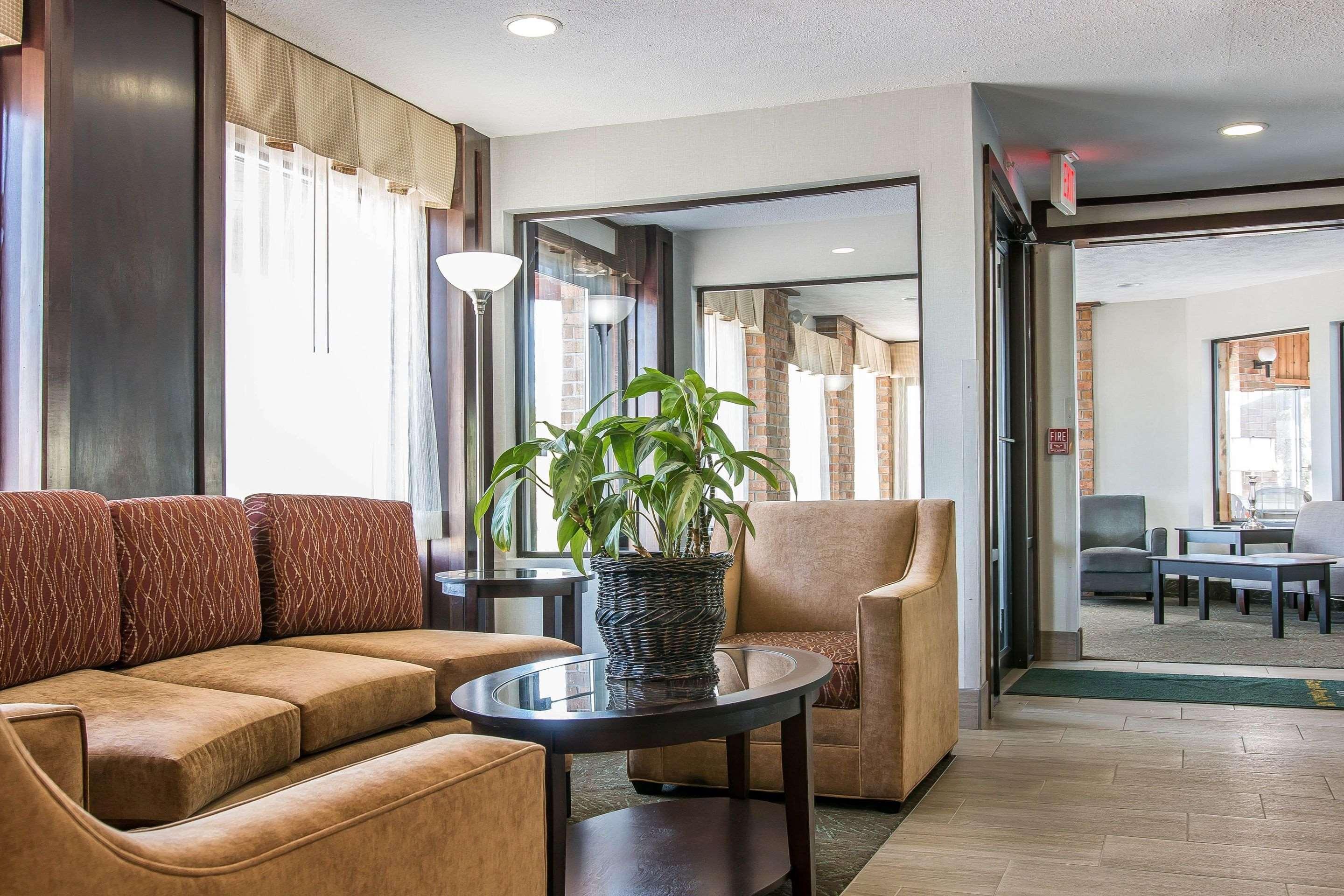 Quality Inn Grand Rapids South-Byron Center Cutlerville Exteriör bild