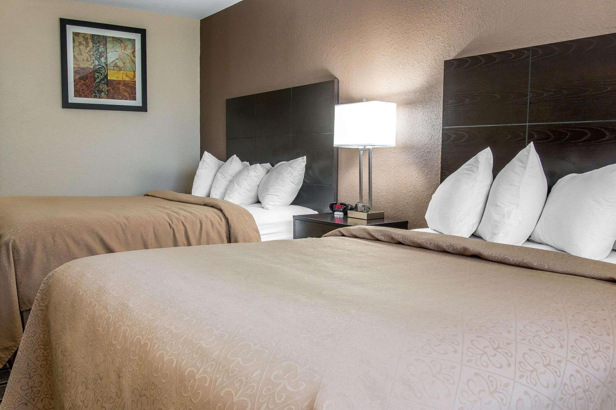 Quality Inn Grand Rapids South-Byron Center Cutlerville Exteriör bild