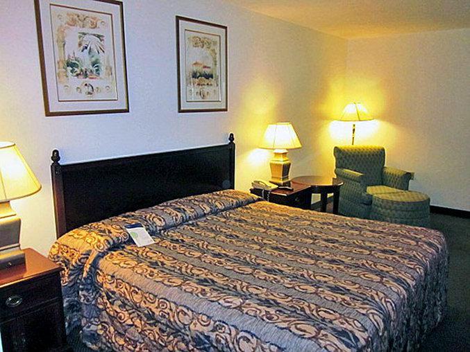 Quality Inn Grand Rapids South-Byron Center Cutlerville Exteriör bild